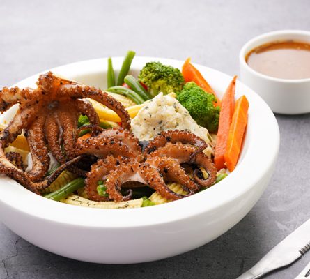 Braised Octopus With Red Wine Sauce (2)